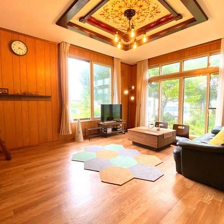 白老町 Manyi'S Onsen House 天然温泉マンイの湯ヴィラ エクステリア 写真